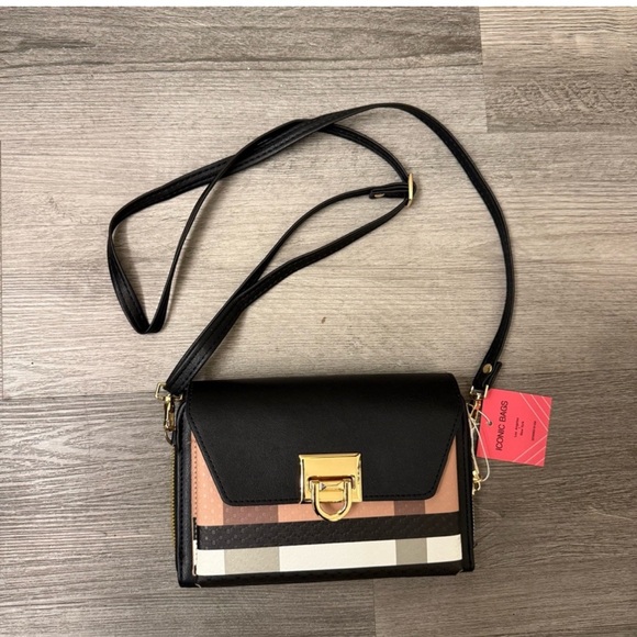 Handbags - PURSE BUNDLE!!